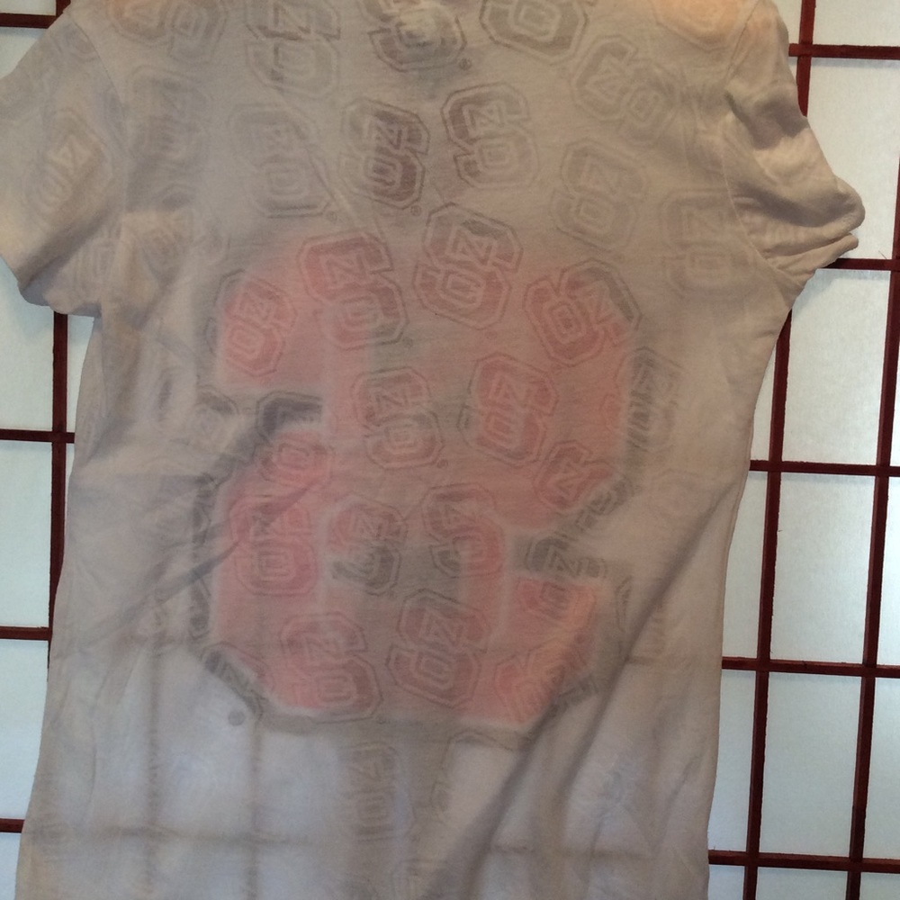 NC State Logo Short Sleeved V-Neck Tee - Picture 2 of 3